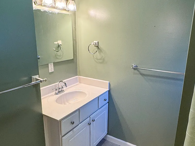 74 Lockes Way — Photo 37