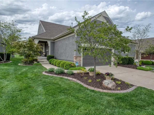 21291 W 115th Ter, Olathe, KS 66061
