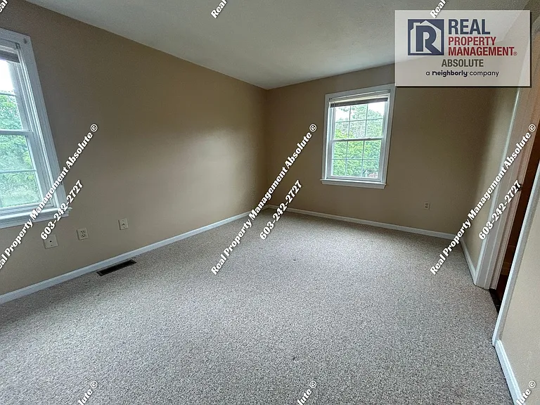 101 Cadogan Way — Photo 11