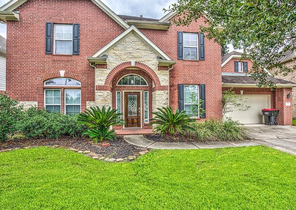1st image of 15527 Amber Hollow Ln