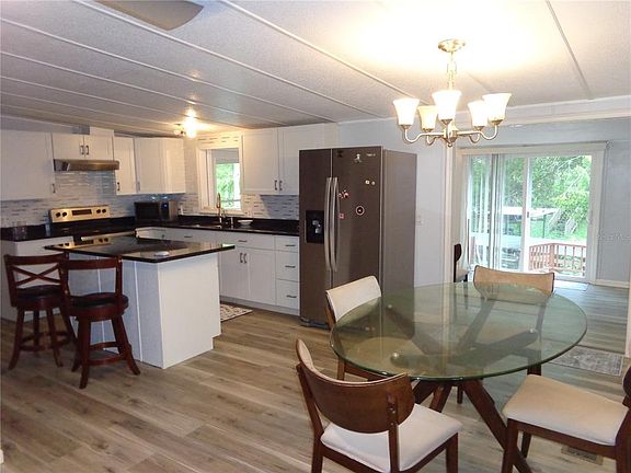 5th image of 135 SPORTSMAN ROAD