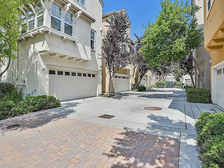 4117 Tobin Cir — Photo 19