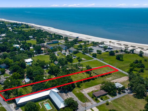 gulfport-mississippi-443108011 picture