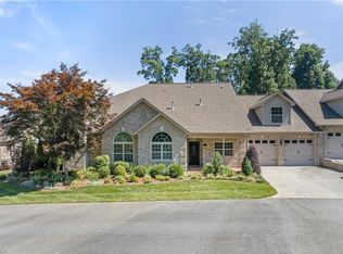 1421 Culloden Ct, Kernersville, NC 27284