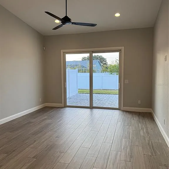 1172 Windjammer Dr — Photo 16