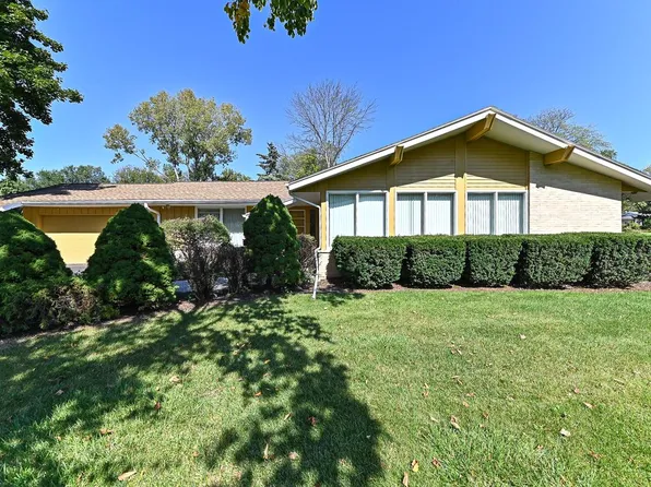 14910 Pomona ROAD, Brookfield, WI 53005