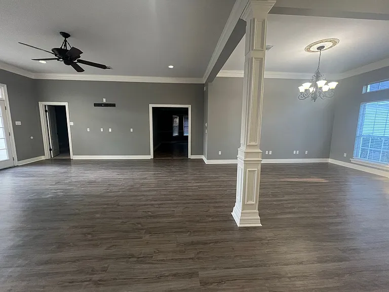 106 Hanging Moss Ln — Photo 12