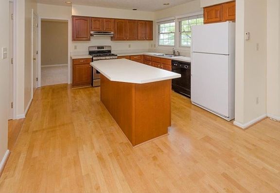 5th image of 11955 Glen Cove Ct