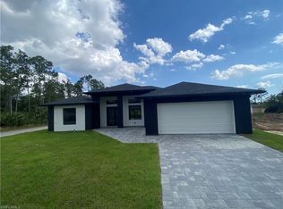 2715 16th St W, Lehigh Acres, FL 33971