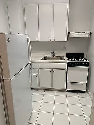 1st image of 330 E 46th St APT 7f