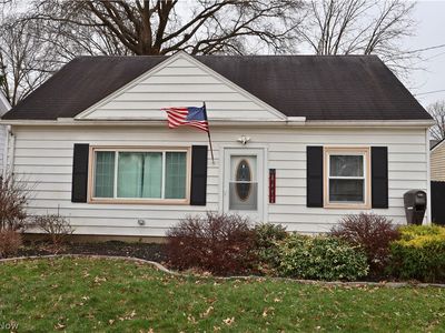 842 Grant Ave, Cuyahoga Falls, OH, 44221