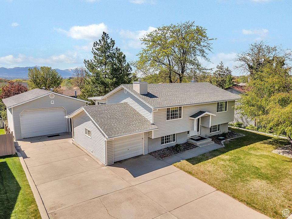 1st image of 9692 S Mumford Dr