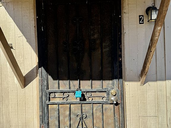 3rd image of 5113 Sierra St