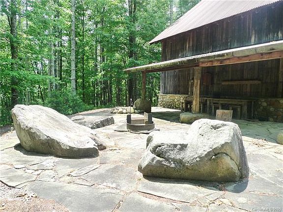 3rd image of 1039 Black Forest Dr #16