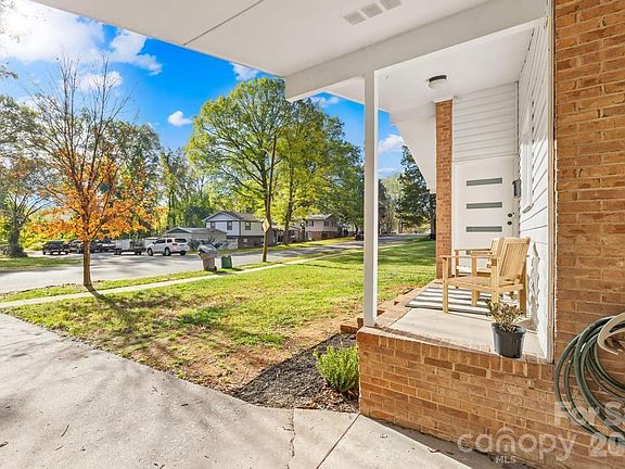 4th image of 3801 Winterfield Pl