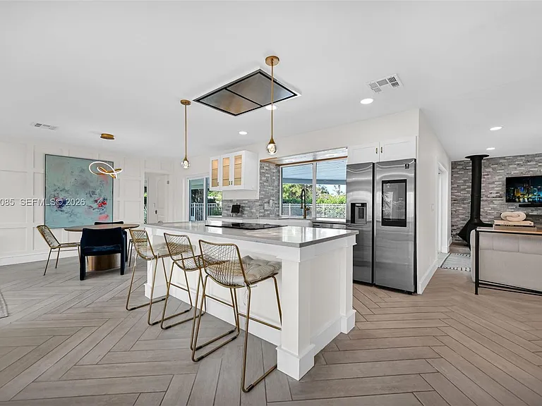 1001 NW 4th Ct — Photo 15