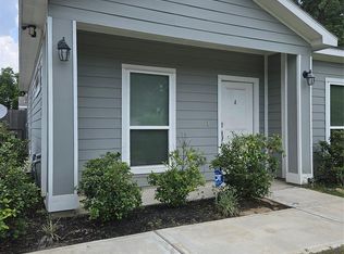 2704 Sam Wilson St #A, Houston, TX 77020