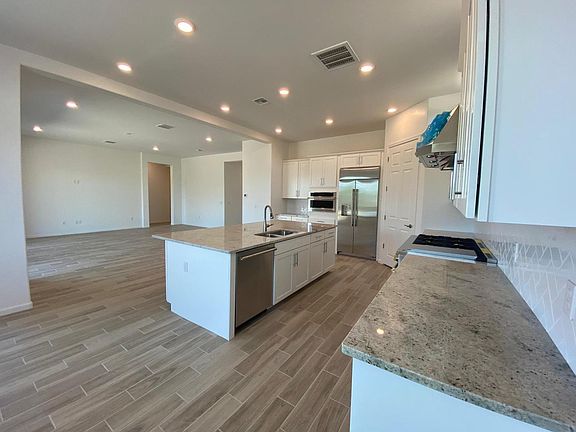 4th image of 8748 N Zenyatta Dr