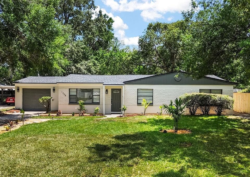 1st image of 1348 Radclyffe Rd