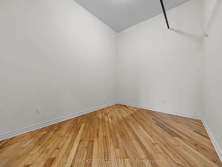 150 Mill St #116 — Photo 5