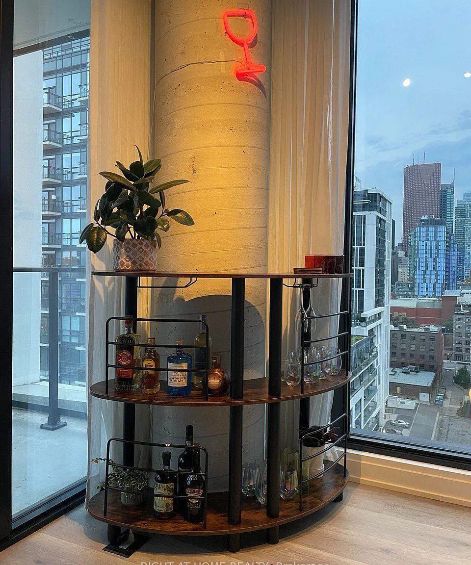 3 bed, $3,900 — Photo 3