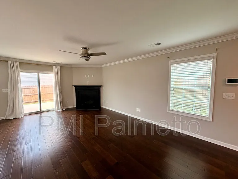 147 Saint George Rd — Photo 5