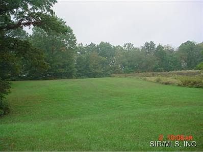 5th image of 983 E 2500th Ave