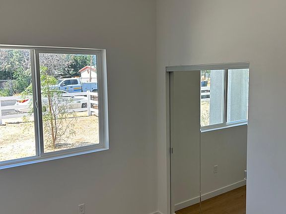 4th image of 9751 E Avenue Q4 #9751