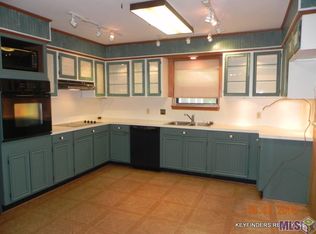 2233 Cedarcrest Ave, Baton Rouge, LA 70816