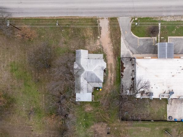 302 Avenue N, Marble Falls, TX 78654-0000