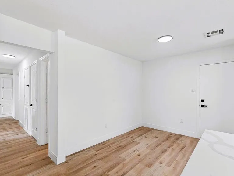 9623 Seeker St — Photo 14