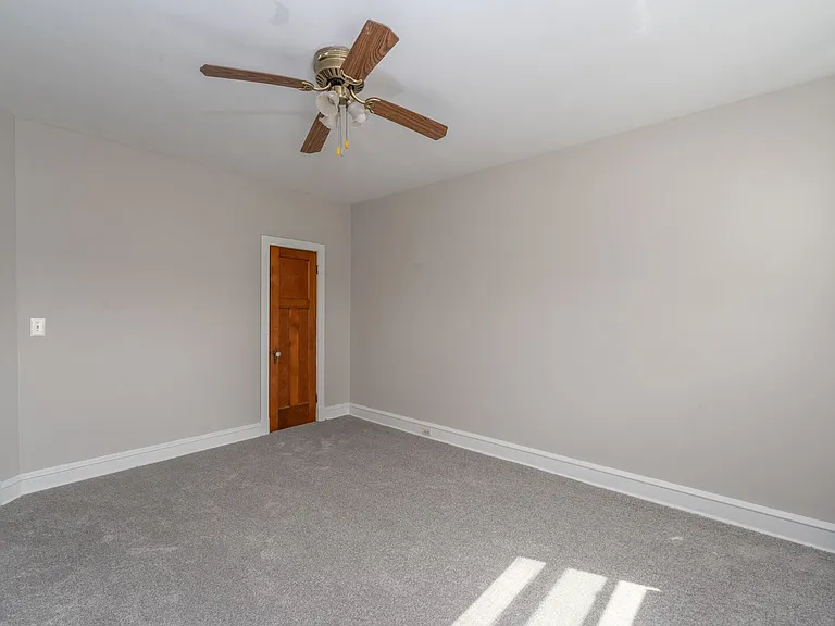 4244 Shamrock Ave — Photo 18