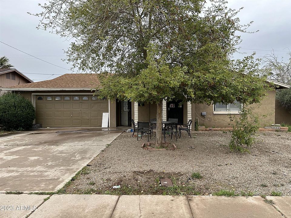 2nd image of 3020 W Flynn Ln
