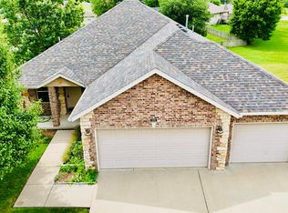 106 Miller Way, Monett, MO 65708