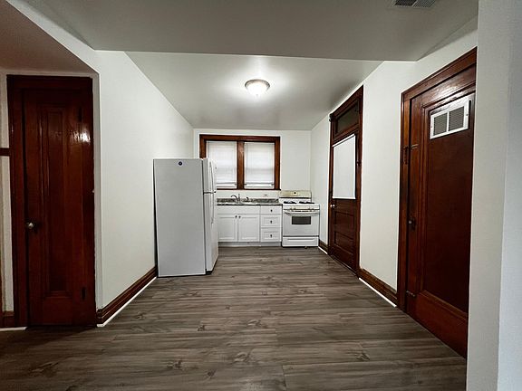 2nd image of 2320 N Leclaire Ave #1S