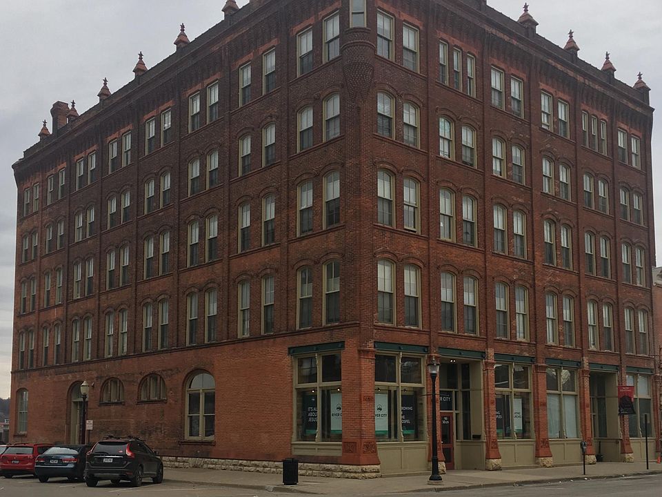 Bishop's Block Building