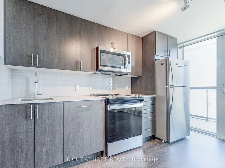 2550 Simcoe St E #1207 — Photo 5