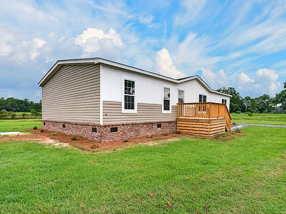 3rd image of 424 Pecan Pond Trl