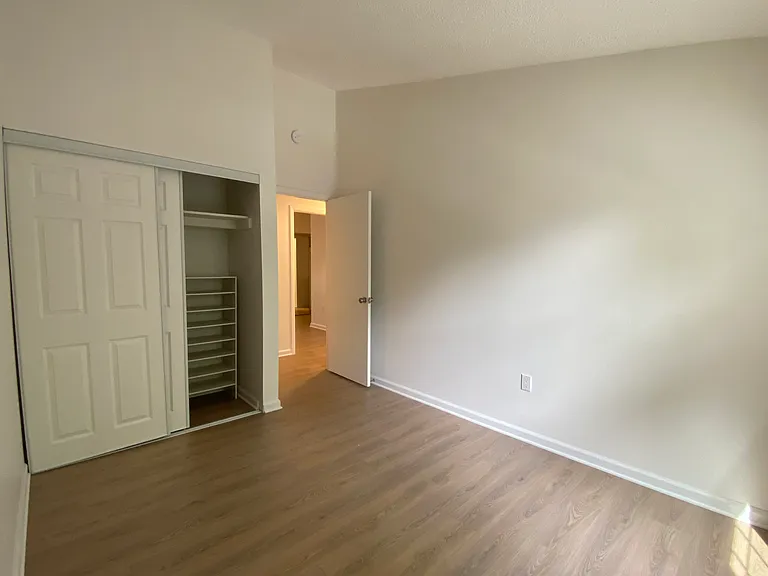 15618 Emery Ct — Photo 20