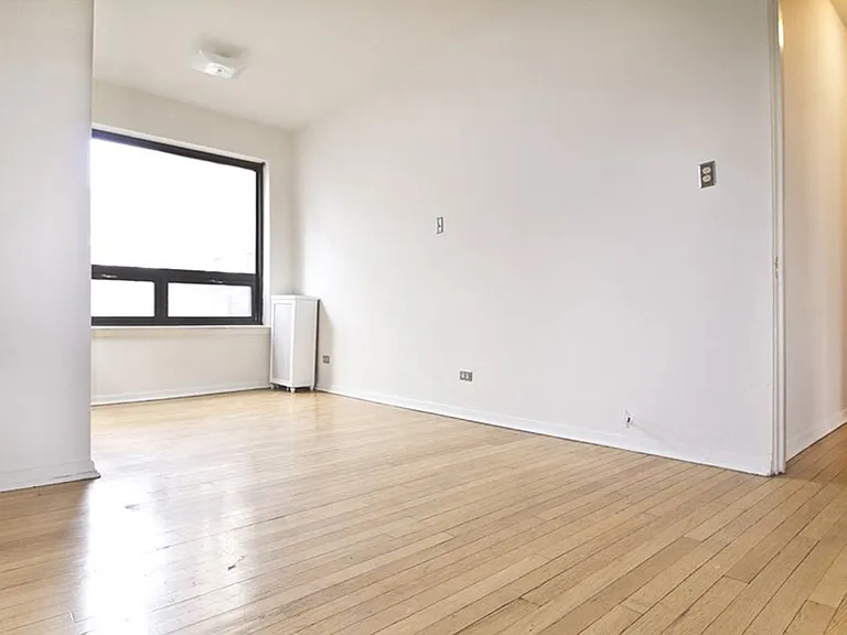 Dining/Living room