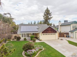 7704 Kandarian Way, Bakersfield, CA