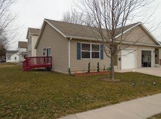 317 6th Ave, Rochelle, IL 61068