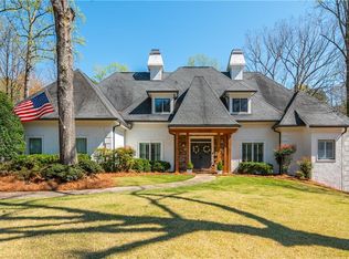 2185 River Cliff Dr, Roswell, GA 30076