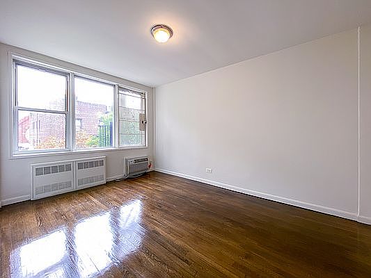 4th image of 150 E 30th St APT 7G