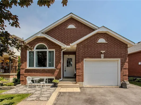 23 Annapolis Way, Hamilton, ON L8W 3L1