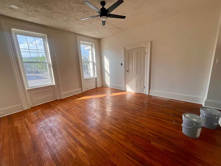 1198 Third Street (Full Service) — Photo 13