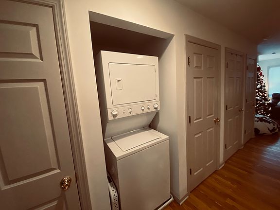 4th image of 1431 Saratoga Ave #14