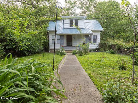 3rd image of 1926 Wrocklage Ave