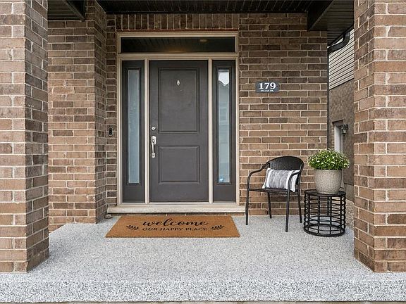 3rd image of 179 Dallan Dr