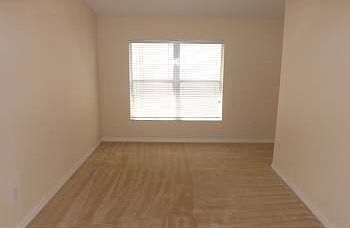 3rd image of 8122 Alamosa Wood Ave
